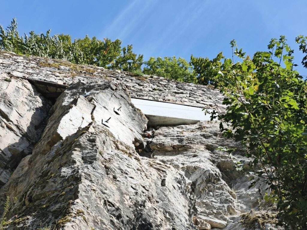 Stabilisation d&rsquo;un mur de soutènement par bétonnage