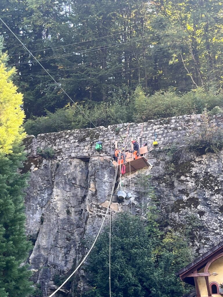 Stabilisation d&rsquo;un mur de soutènement par bétonnage