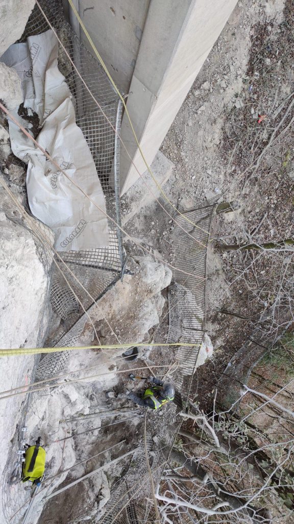 Stabilisation de massifs rocheux